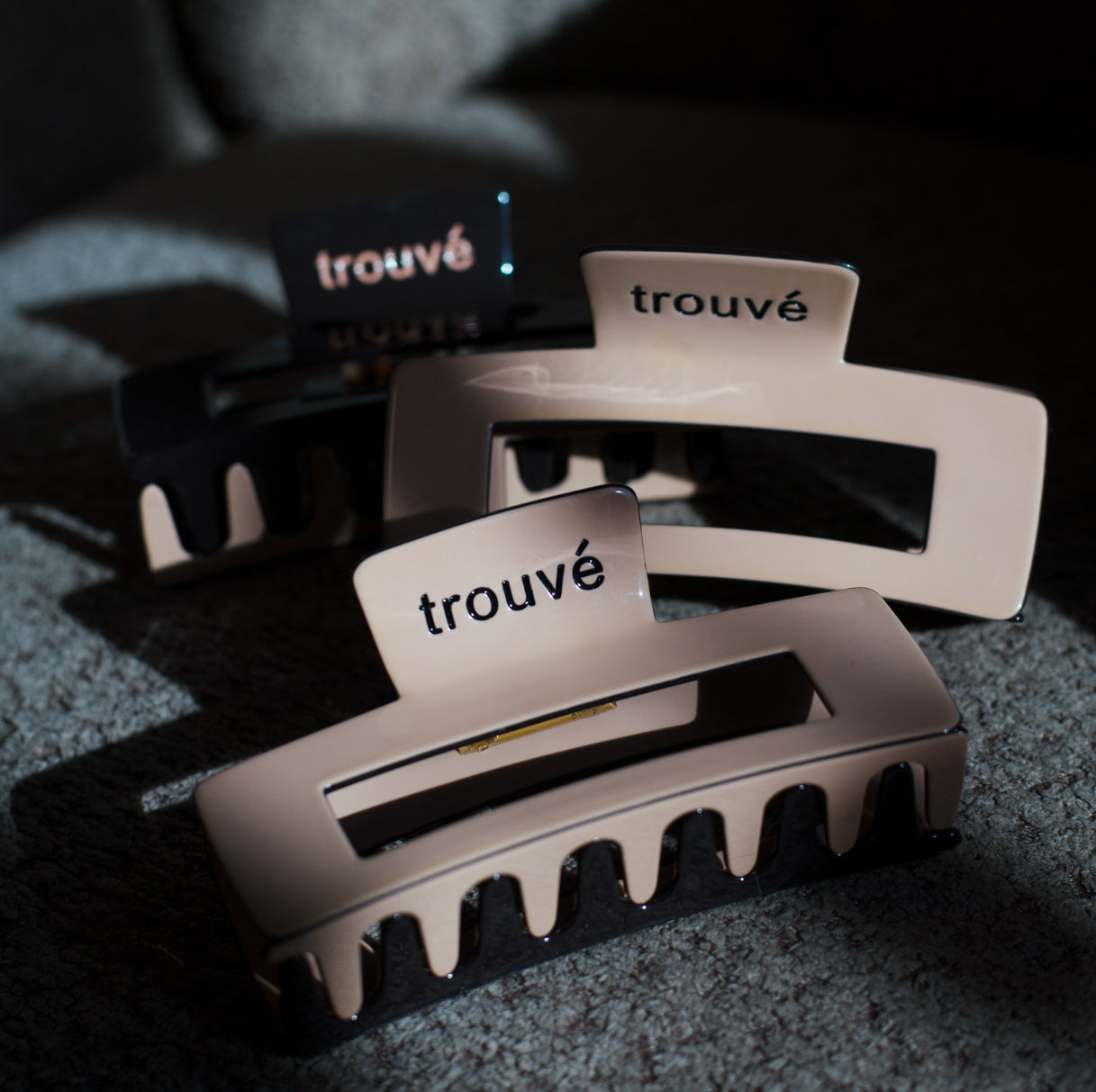 trouvé hair extension safe clips